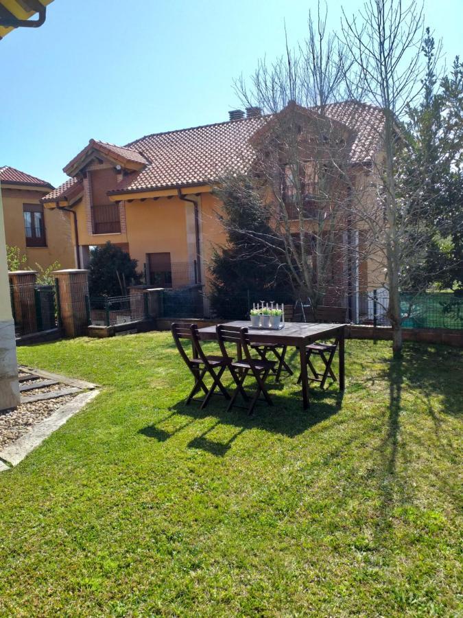 Chalet Playa Del Sable Hinojedo Exterior photo